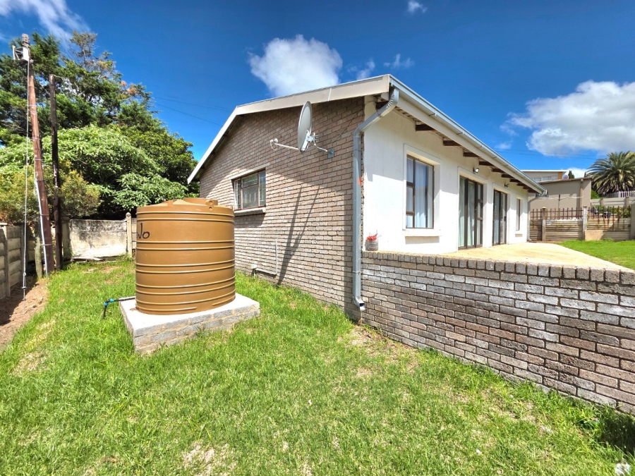  Bedroom Property for Sale in Reitz Free State